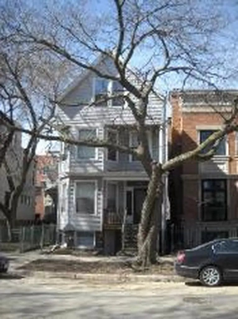 3822 North Wayne Avenue Chicago IL 60613