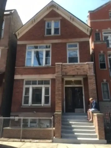 3246 North Seminary Avenue Chicago IL 60657