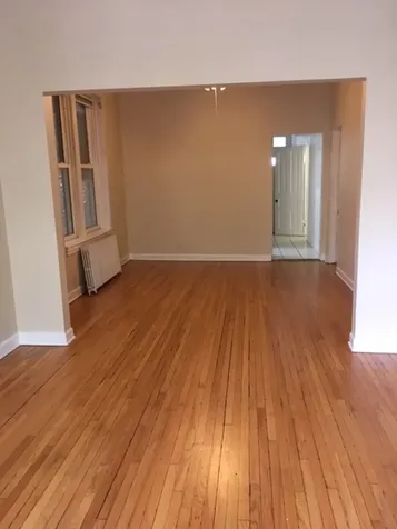 3246 North Seminary Avenue Chicago IL 60657