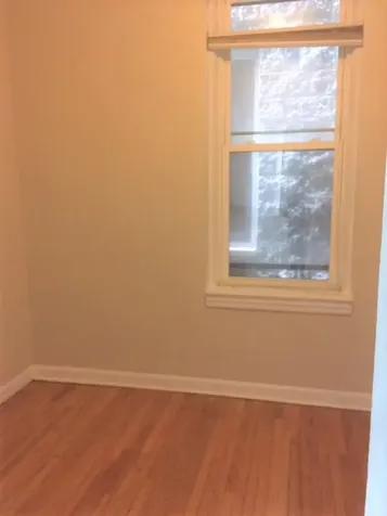 3246 North Seminary Avenue Chicago IL 60657