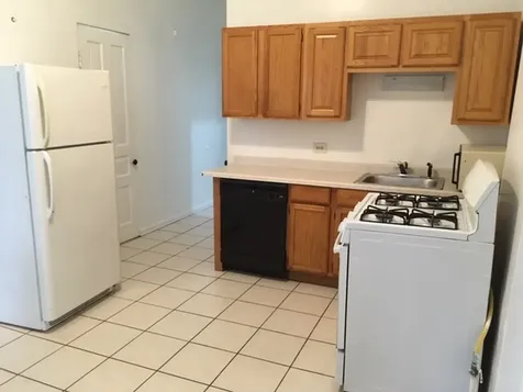 3246 North Seminary Avenue Chicago IL 60657