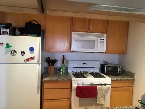 1408 West Waveland Avenue Chicago IL 60613