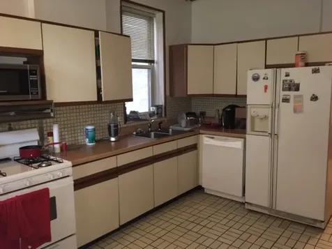 3218 North Seminary Avenue Chicago IL 60657