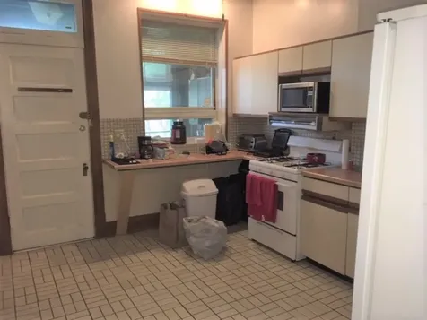 3218 North Seminary Avenue Chicago IL 60657