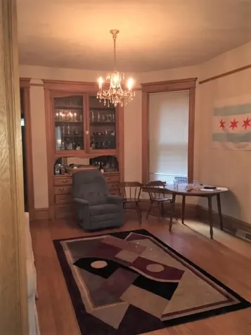 3218 North Seminary Avenue Chicago IL 60657