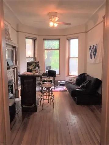 3218 North Seminary Avenue Chicago IL 60657