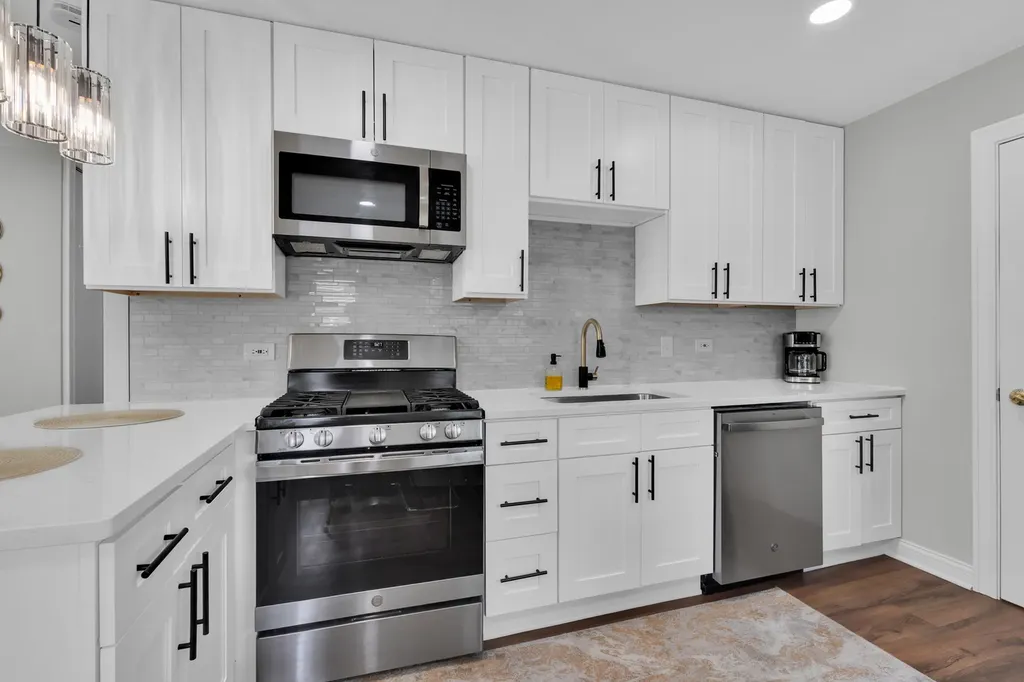 3712 Wren Lane Rolling Meadows IL 60008