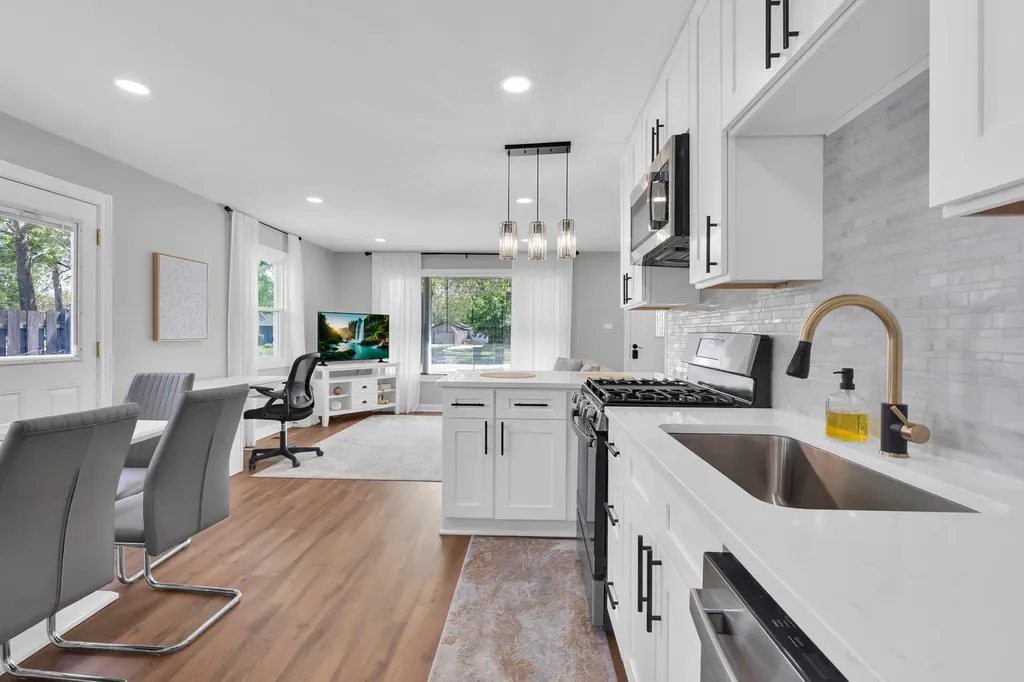 3712 Wren Lane Rolling Meadows IL 60008
