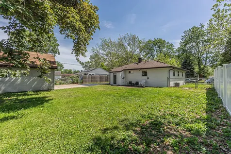 3712 Wren Lane Rolling Meadows IL 60008