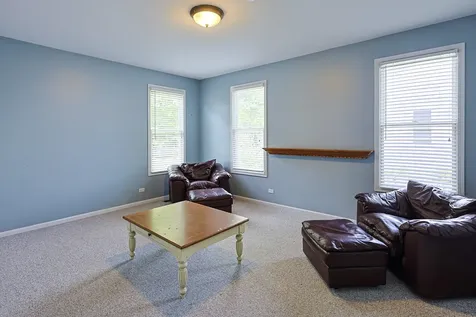 5686 Angouleme Lane Hoffman Estates IL 60192