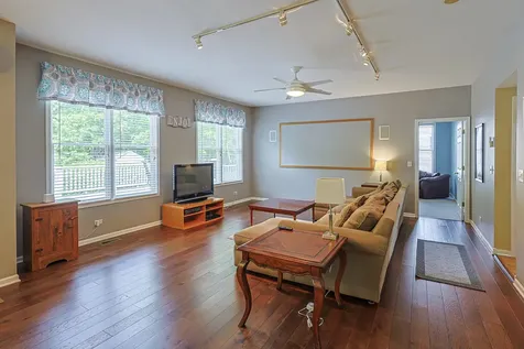 5686 Angouleme Lane Hoffman Estates IL 60192