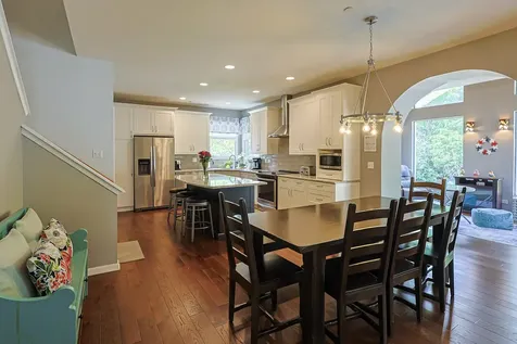 5686 Angouleme Lane Hoffman Estates IL 60192