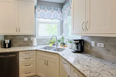 5686 Angouleme Lane Hoffman Estates IL 60192