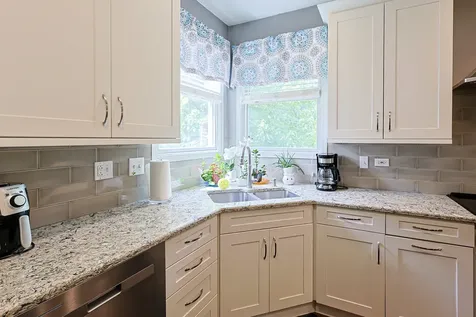 5686 Angouleme Lane Hoffman Estates IL 60192