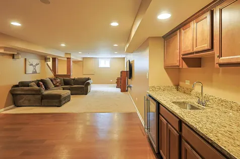 5686 Angouleme Lane Hoffman Estates IL 60192
