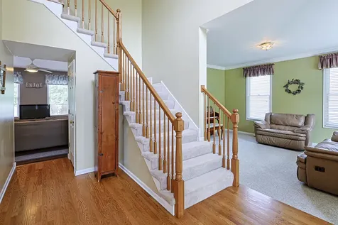 5686 Angouleme Lane Hoffman Estates IL 60192