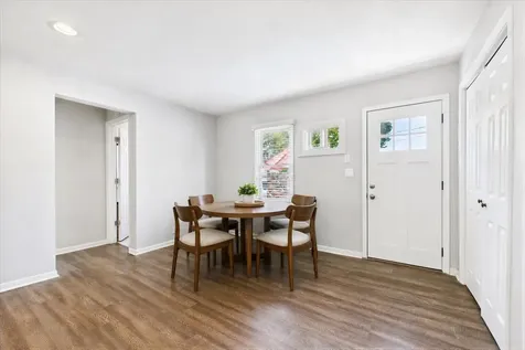 52 South Midland Avenue Mundelein IL 60060