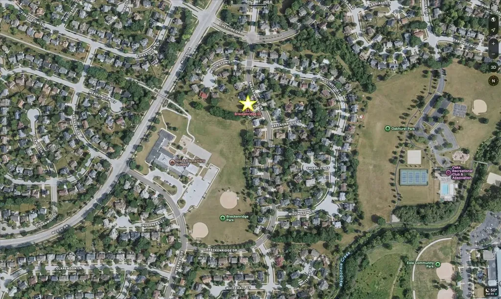 221 Breckenridge Drive Aurora IL 60504