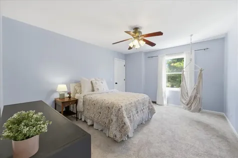 221 Breckenridge Drive Aurora IL 60504