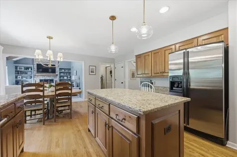 221 Breckenridge Drive Aurora IL 60504