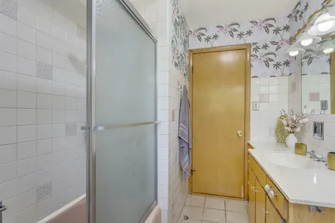 5425 Drury Lane Oak Lawn IL 60453