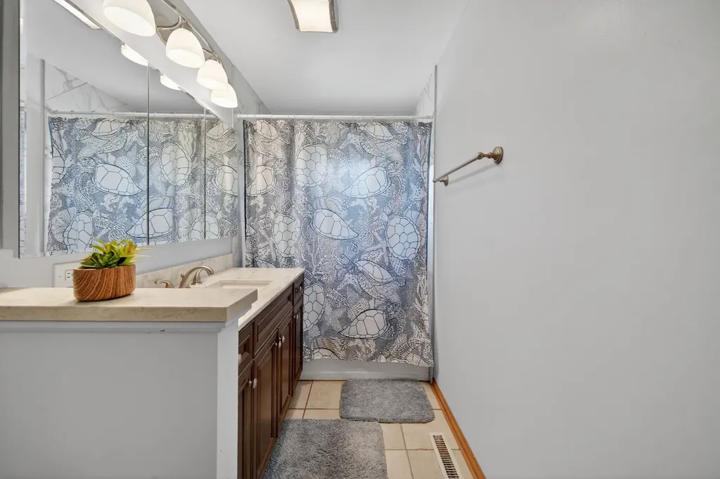 1104 Basin Drive Lockport IL 60441