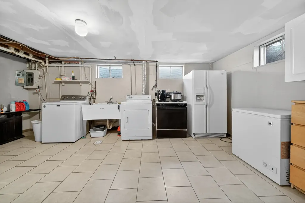 1104 Basin Drive Lockport IL 60441