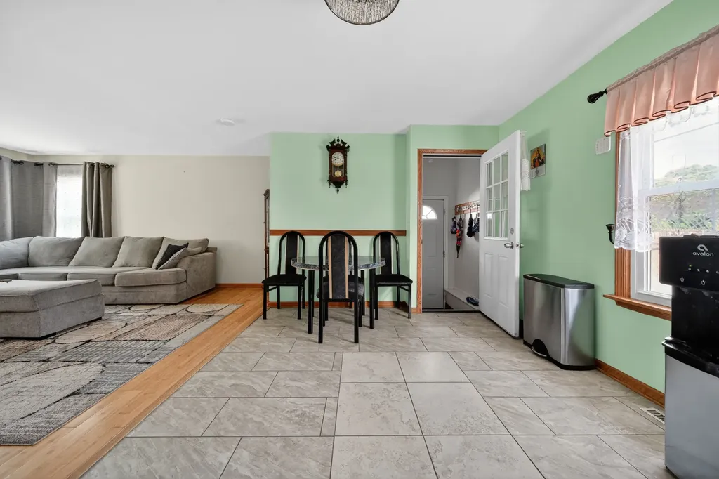 1104 Basin Drive Lockport IL 60441