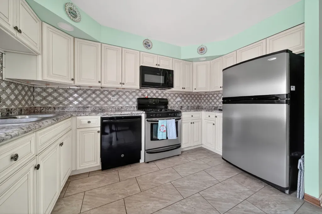 1104 Basin Drive Lockport IL 60441