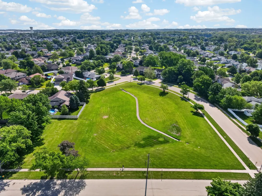 1104 Basin Drive Lockport IL 60441