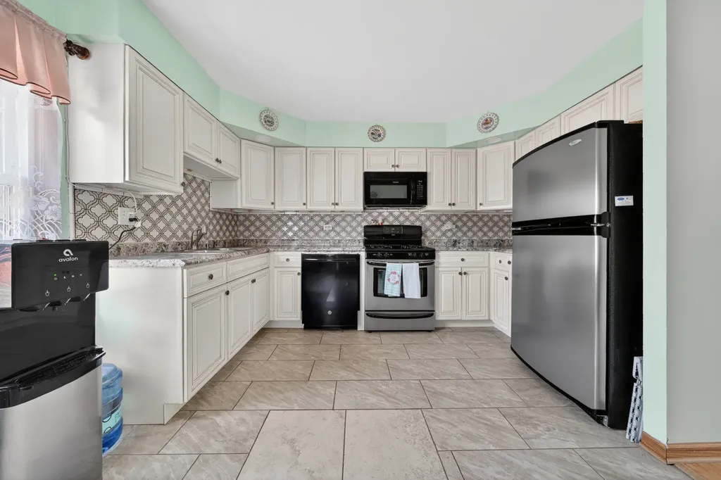 1104 Basin Drive Lockport IL 60441