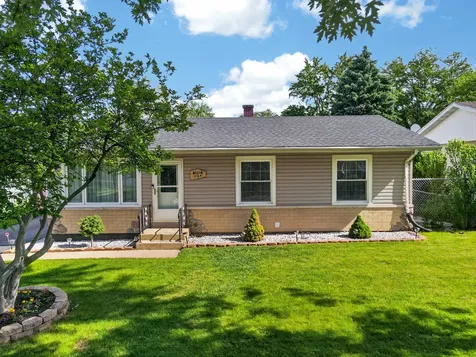 1104 Basin Drive Lockport IL 60441