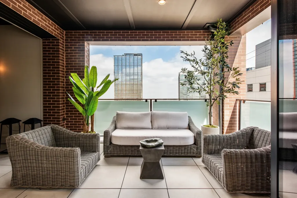 116 North Willard Court Chicago IL 60607
