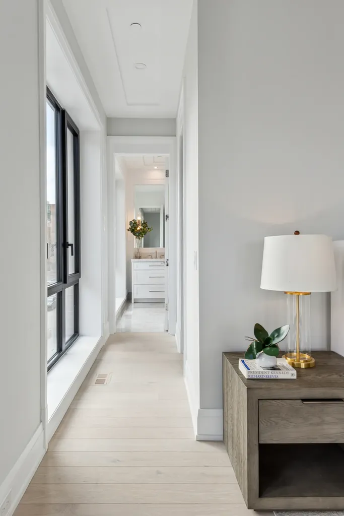 116 North Willard Court Chicago IL 60607