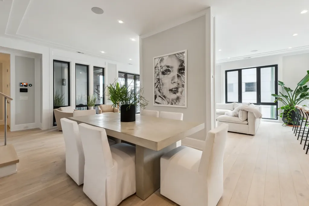 116 North Willard Court Chicago IL 60607
