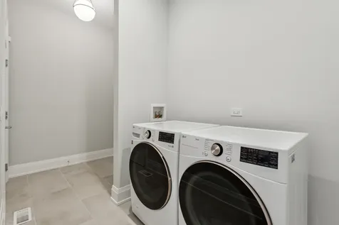 116 North Willard Court Chicago IL 60607