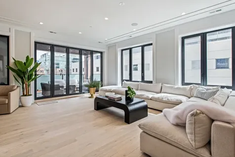 116 North Willard Court Chicago IL 60607