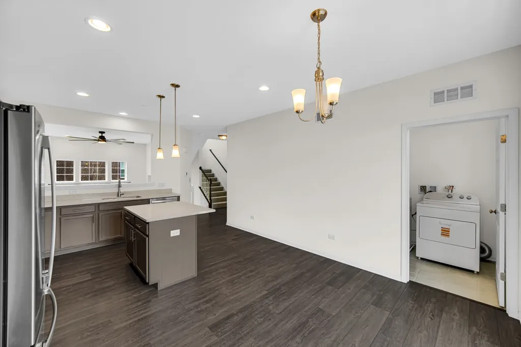 4456 Monroe Court Naperville IL 60564