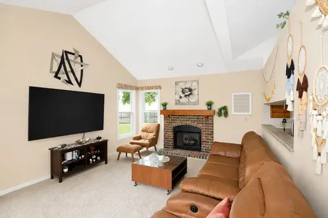 501 Banyan Tree Lane Buffalo Grove IL 60089