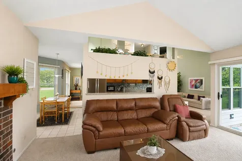 501 Banyan Tree Lane Buffalo Grove IL 60089