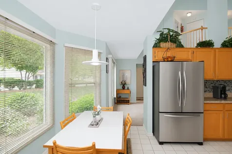 501 Banyan Tree Lane Buffalo Grove IL 60089
