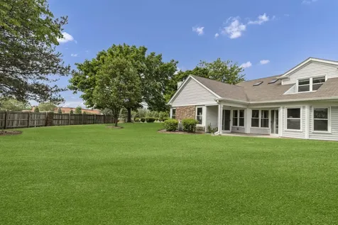 501 Banyan Tree Lane Buffalo Grove IL 60089