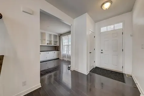 1329 Mcintosh Drive Mundelein IL 60060