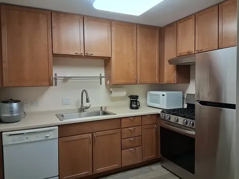 5978 North Lincoln Avenue Chicago IL 60659