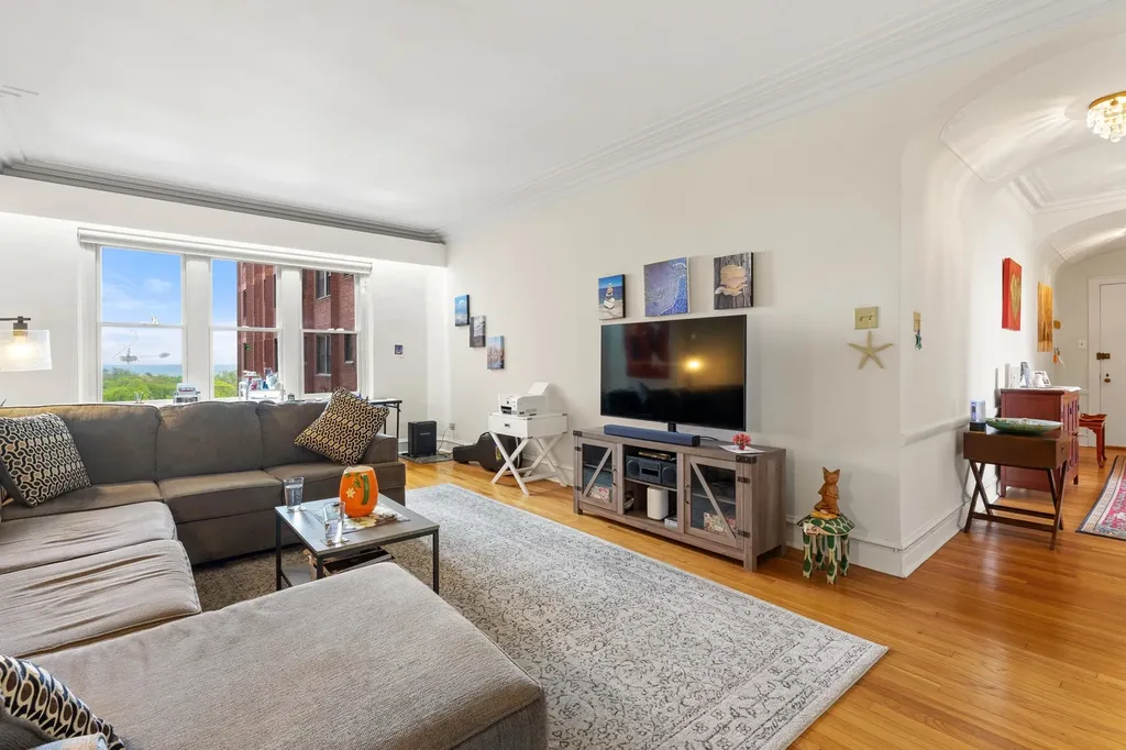 5838 South Stony Island Avenue Chicago IL 60637