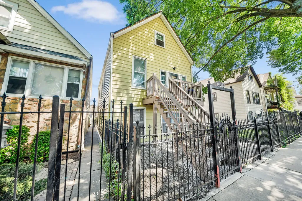 3013 South Kolin Avenue Chicago IL 60623
