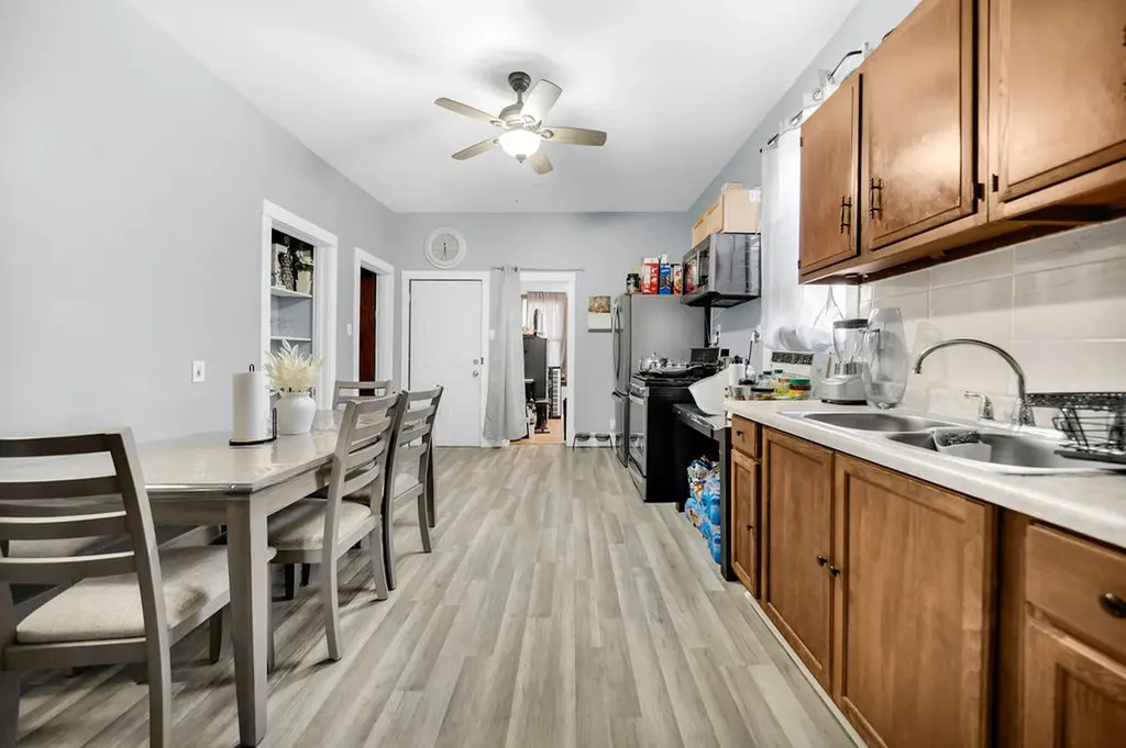 3013 South Kolin Avenue Chicago IL 60623