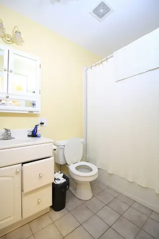 2455 North Ashland Avenue Chicago IL 60614