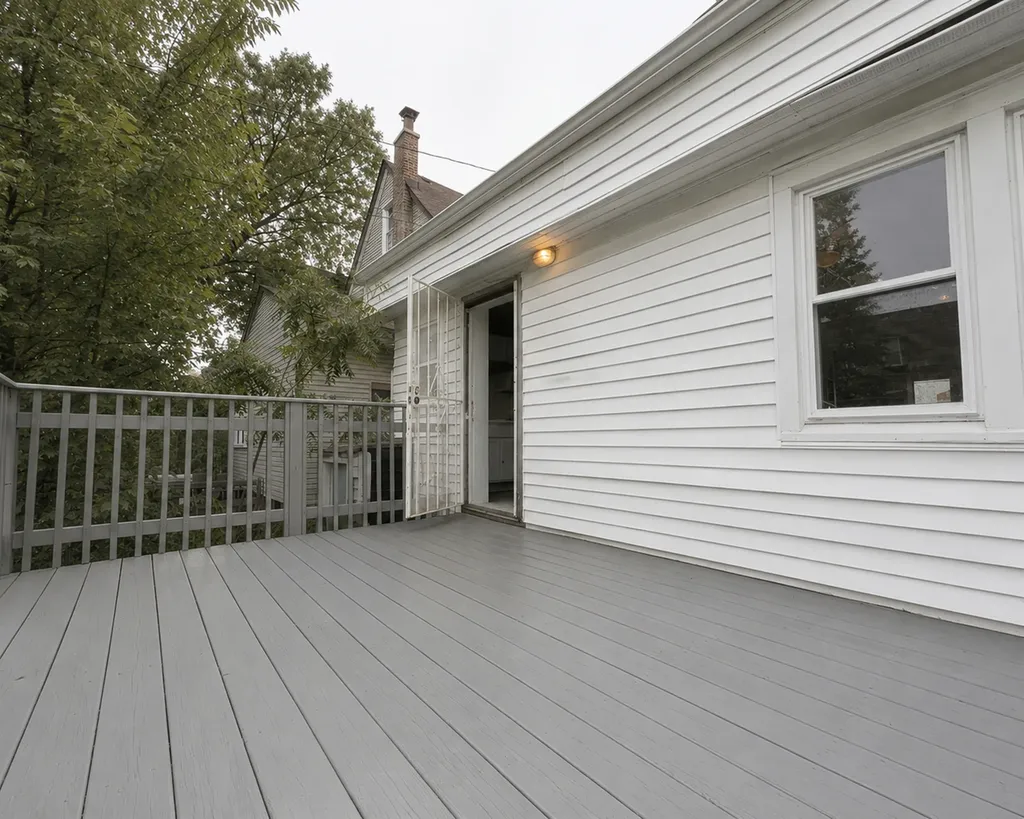 2481 East 74th Street Chicago IL 60649