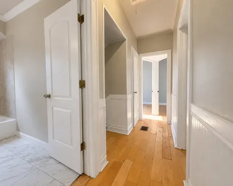 2481 East 74th Street Chicago IL 60649